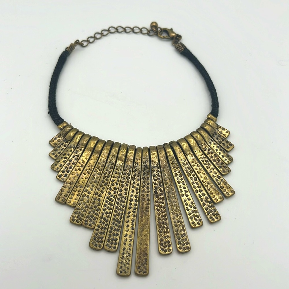 Women’s- Ankle‎ Bracelet gold tone with black